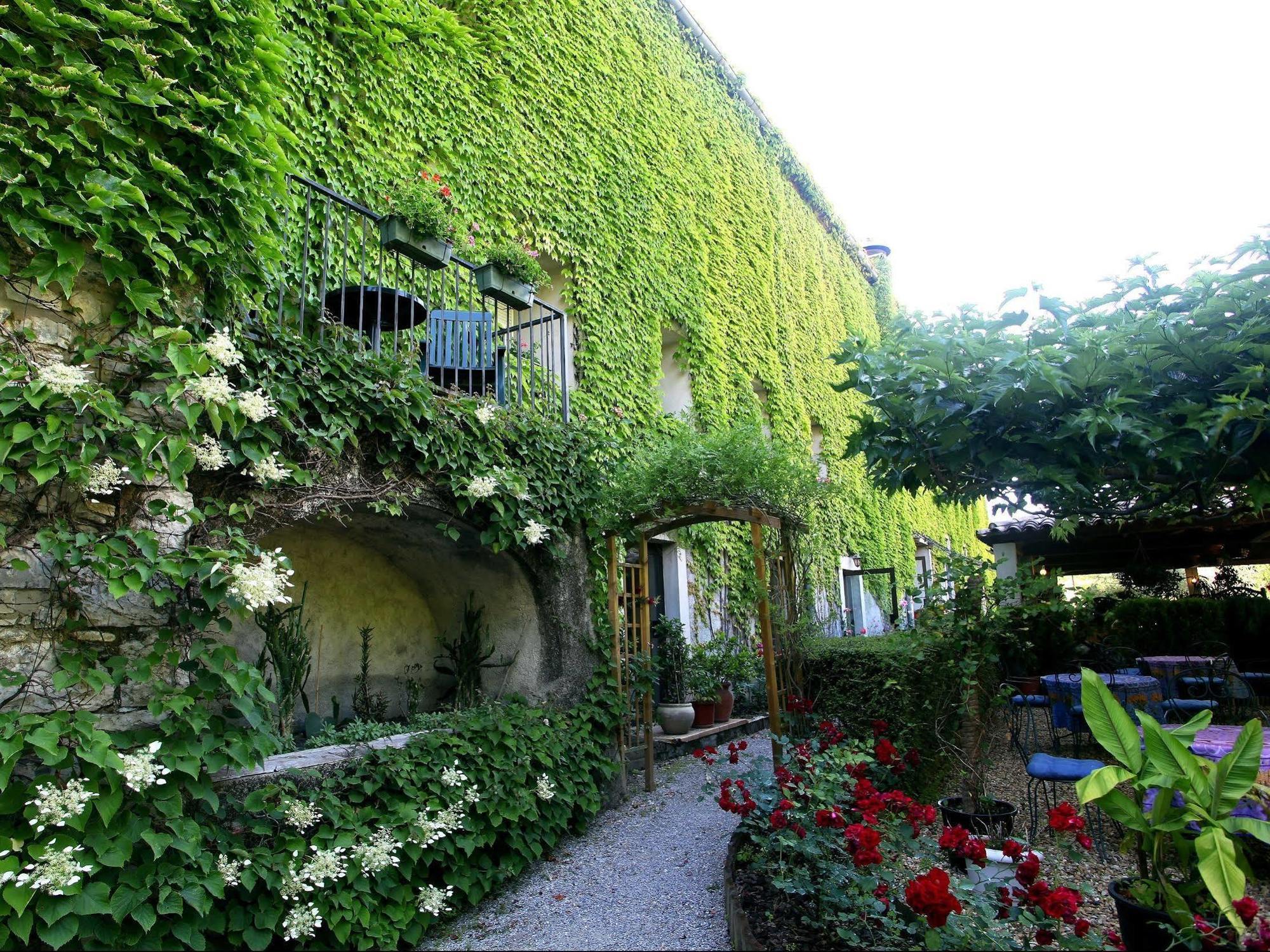 Logis Hotel Restaurant Les Norias Cazilhac  Esterno foto