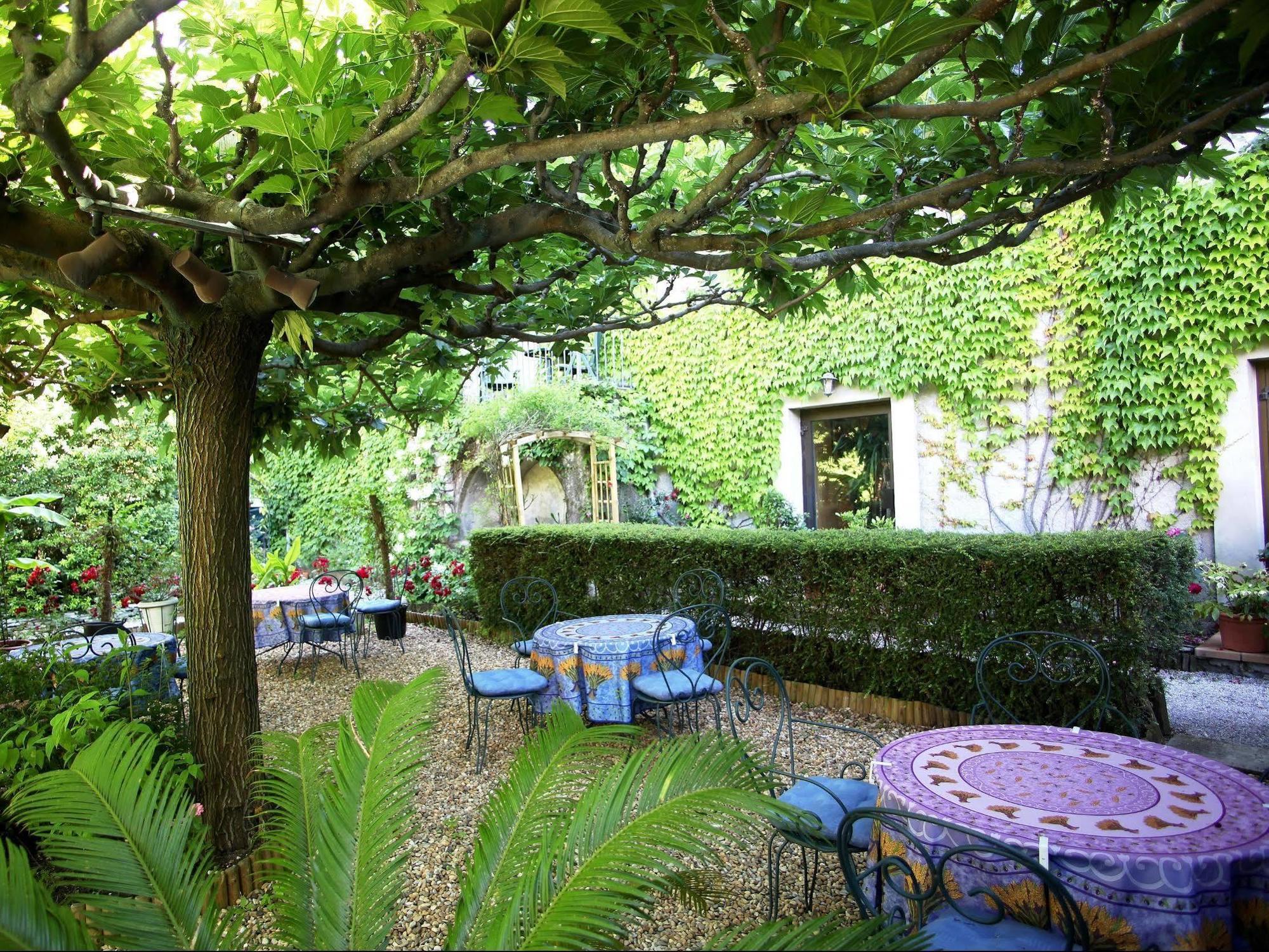 Logis Hotel Restaurant Les Norias Cazilhac  Esterno foto